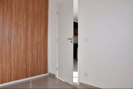 Apartamento à venda com 41m², 2 quartos e sem vaga Apartamento à venda com 41m², 2 quartos e sem vagaDetalhe - Quarto 02