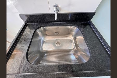 Apartamento à venda com 83m², 3 quartos e 1 vaga Apartamento à venda com 83m², 3 quartos e 1 vagaCozinha e Área de Serviço