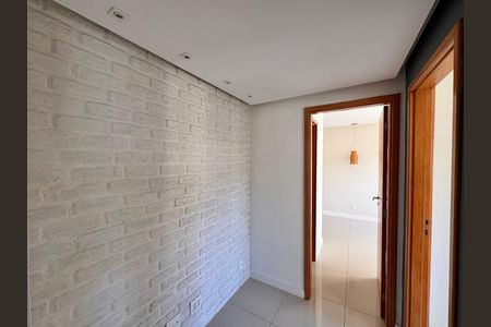 Apartamento à venda com 83m², 3 quartos e 1 vaga Apartamento à venda com 83m², 3 quartos e 1 vagaCorredor