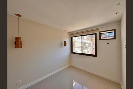 Apartamento à venda com 83m², 3 quartos e 1 vaga Apartamento à venda com 83m², 3 quartos e 1 vagaSuite
