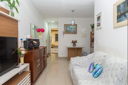 Apartamento à venda com 37m², 1 quarto e sem vaga Apartamento à venda com 37m², 1 quarto e sem vagaSala