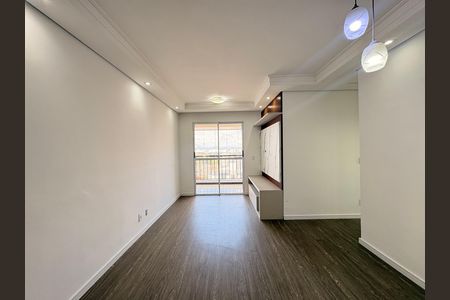 Apartamento para alugar com 75m², 3 quartos e 1 vagaSala