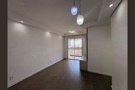 Apartamento para alugar com 75m², 3 quartos e 1 vagaSala