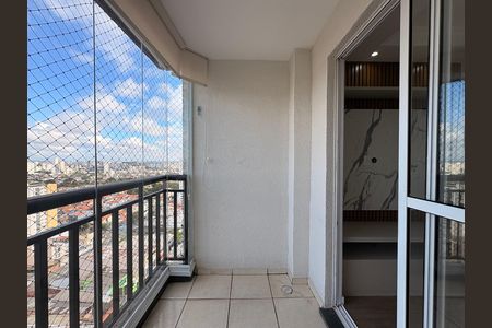 Apartamento para alugar com 75m², 3 quartos e 1 vagaSacada