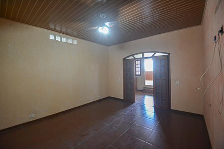 Casa para alugar com 320m², 5 quartos e 2 vagas Casa para alugar com 320m², 5 quartos e 2 vagasQuarto Suíte