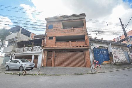 Casa para alugar com 320m², 5 quartos e 2 vagas Casa para alugar com 320m², 5 quartos e 2 vagasFachada