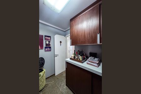 Apartamento para alugar com 240m², 3 quartos e 3 vagasEscritório