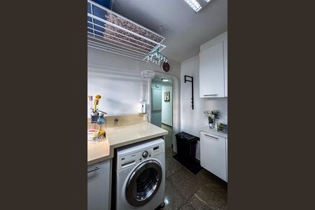 Apartamento para alugar com 240m², 3 quartos e 3 vagasÁrea de Serviço