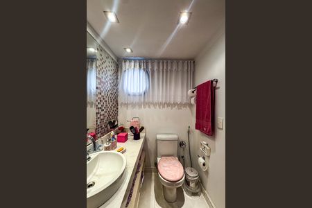 Apartamento para alugar com 240m², 3 quartos e 3 vagasBanheiro da Suíte 2