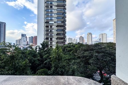 Apartamento para alugar com 240m², 3 quartos e 3 vagasVista da Suíte 1