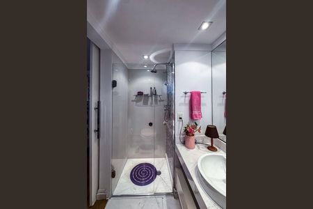 Apartamento para alugar com 240m², 3 quartos e 3 vagasBanheiro da Suíte 2