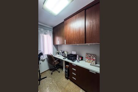 Apartamento para alugar com 240m², 3 quartos e 3 vagasEscritório
