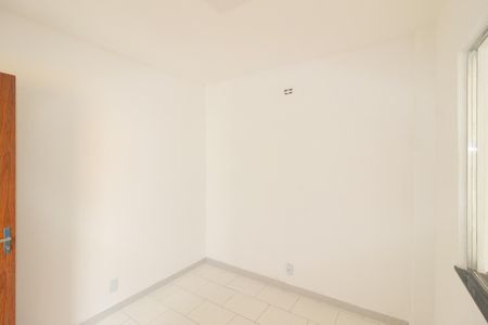 Casa à venda com 214m², 5 quartos e 4 vagas Casa à venda com 214m², 5 quartos e 4 vagasQuarto 2