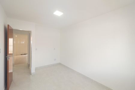 Casa à venda com 214m², 5 quartos e 4 vagas Casa à venda com 214m², 5 quartos e 4 vagasQuarto 3