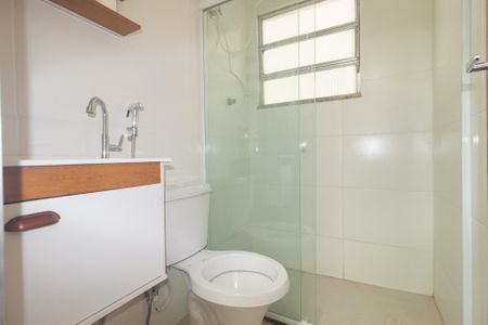 Casa à venda com 214m², 5 quartos e 4 vagas Casa à venda com 214m², 5 quartos e 4 vagasBanheiro Social 1
