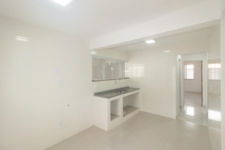 Casa à venda com 214m², 5 quartos e 4 vagas Casa à venda com 214m², 5 quartos e 4 vagasCozinha