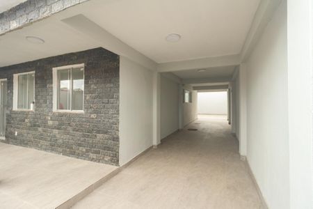 Casa à venda com 214m², 5 quartos e 4 vagas Casa à venda com 214m², 5 quartos e 4 vagasQuintal