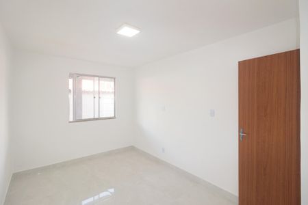 Casa à venda com 214m², 5 quartos e 4 vagas Casa à venda com 214m², 5 quartos e 4 vagasQuarto 3