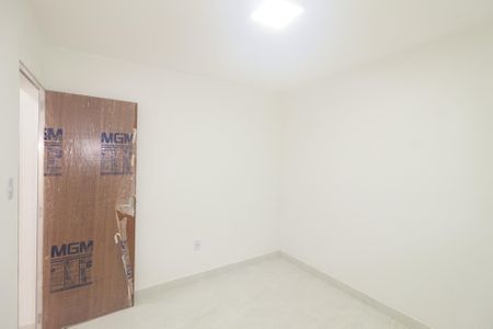 Casa à venda com 214m², 5 quartos e 4 vagas Casa à venda com 214m², 5 quartos e 4 vagasQuarto 4