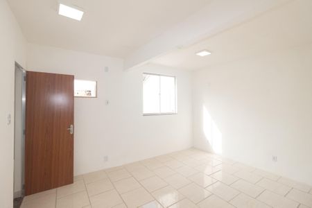 Casa à venda com 214m², 5 quartos e 4 vagas Casa à venda com 214m², 5 quartos e 4 vagasSuíte