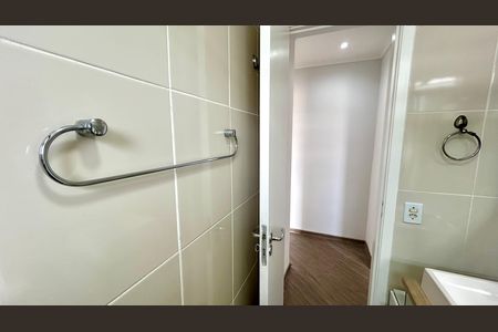 Apartamento para alugar com 48m², 2 quartos e 1 vaga Apartamento para alugar com 48m², 2 quartos e 1 vagaBanheiro