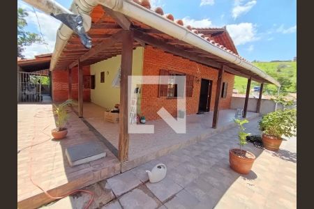 Casa de condomínio para alugar com 214m², 4 quartos e 4 vagasÁrea Externa