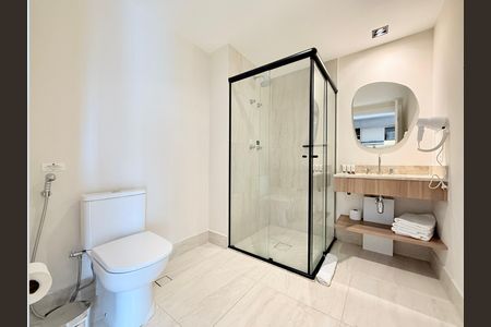 Apartamento à venda com 32m², 1 quarto e sem vagaBanheiro 