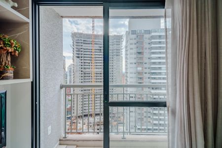 Apartamento à venda com 30m², 1 quarto e sem vaga Apartamento à venda com 30m², 1 quarto e sem vagaVaranda