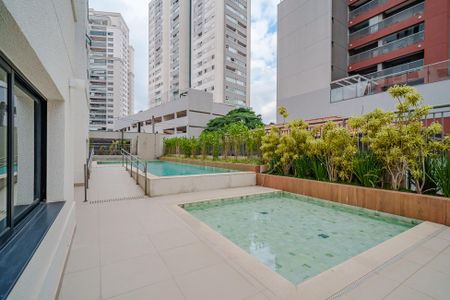 Apartamento à venda com 30m², 1 quarto e sem vaga Apartamento à venda com 30m², 1 quarto e sem vagaÁrea comum - Piscina