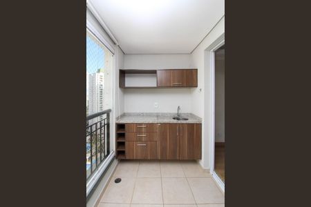 Varanda  de apartamento para alugar com 3 quartos, 70m² em Vila Suzana, São Paulo
