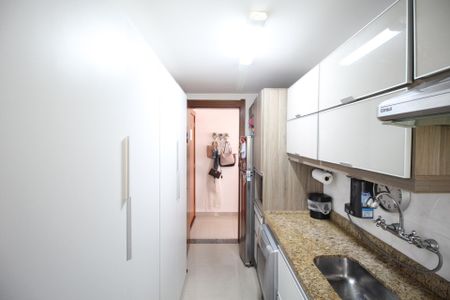 Apartamento à venda com 58m², 2 quartos e 1 vagaCozinha