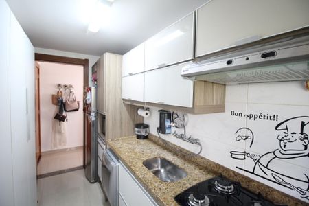 Apartamento à venda com 58m², 2 quartos e 1 vagaCozinha