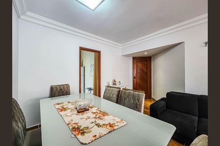 Apartamento para alugar com 85m², 2 quartos e 1 vaga Apartamento para alugar com 85m², 2 quartos e 1 vagaSala