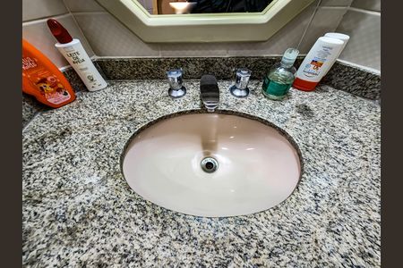 Apartamento para alugar com 85m², 2 quartos e 1 vaga Apartamento para alugar com 85m², 2 quartos e 1 vagaBanheiro Social