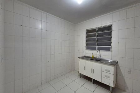 Casa à venda com 120m², 2 quartos e 3 vagas Casa à venda com 120m², 2 quartos e 3 vagasCozinha