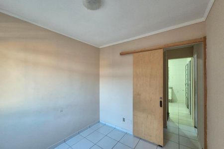 Casa à venda com 120m², 2 quartos e 3 vagas Casa à venda com 120m², 2 quartos e 3 vagasSala