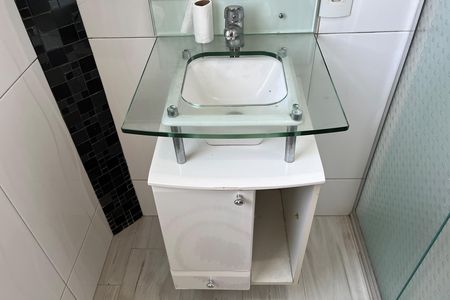 Apartamento para alugar com 74m², 2 quartos e 1 vagaBanheiro 