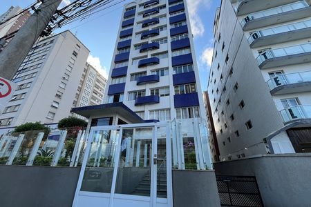 Apartamento para alugar com 74m², 2 quartos e 1 vagaFachada