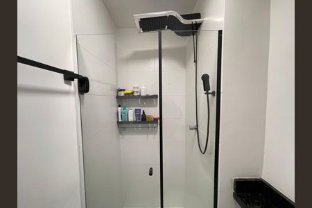Apartamento à venda com 33m², 2 quartos e sem vaga Apartamento à venda com 33m², 2 quartos e sem vagaBanheiro social