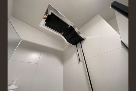 Apartamento à venda com 33m², 2 quartos e sem vaga Apartamento à venda com 33m², 2 quartos e sem vagaBanheiro social