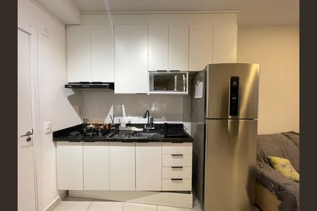 Apartamento à venda com 33m², 2 quartos e sem vaga Apartamento à venda com 33m², 2 quartos e sem vagaCozinha e Área de Serviço
