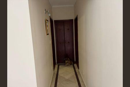Apartamento à venda com 80m², 2 quartos e 1 vagaCorredor