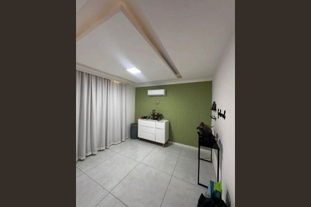 Quarto de casa de condomínio à venda com 2 quartos, 203m² em Jacarepaguá, Rio de Janeiro