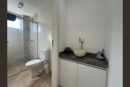 Casa para alugar com 440m², 5 quartos e 4 vagasBanheiro