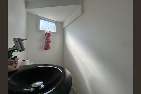 Casa para alugar com 440m², 5 quartos e 4 vagasLavabo