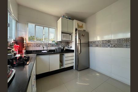 Casa para alugar com 440m², 5 quartos e 4 vagasCozinha