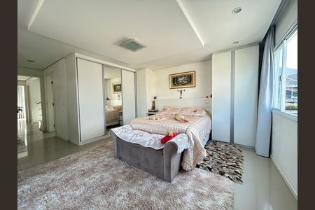 Casa para alugar com 440m², 5 quartos e 4 vagasSuíte 1