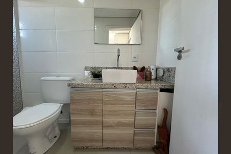 Casa para alugar com 440m², 5 quartos e 4 vagasBanheiro suíte 2
