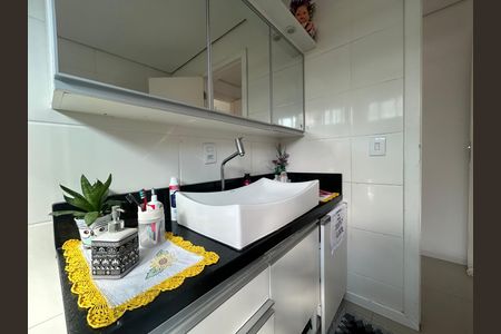 Casa para alugar com 440m², 5 quartos e 4 vagasBanheiro suíte 1