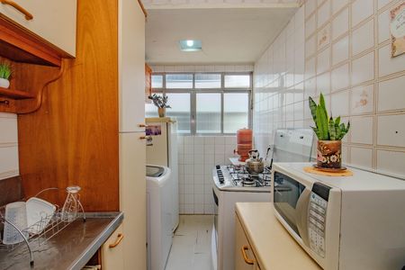 Apartamento à venda com 56m², 2 quartos e sem vaga Apartamento à venda com 56m², 2 quartos e sem vagaCozinha e Área de Serviço